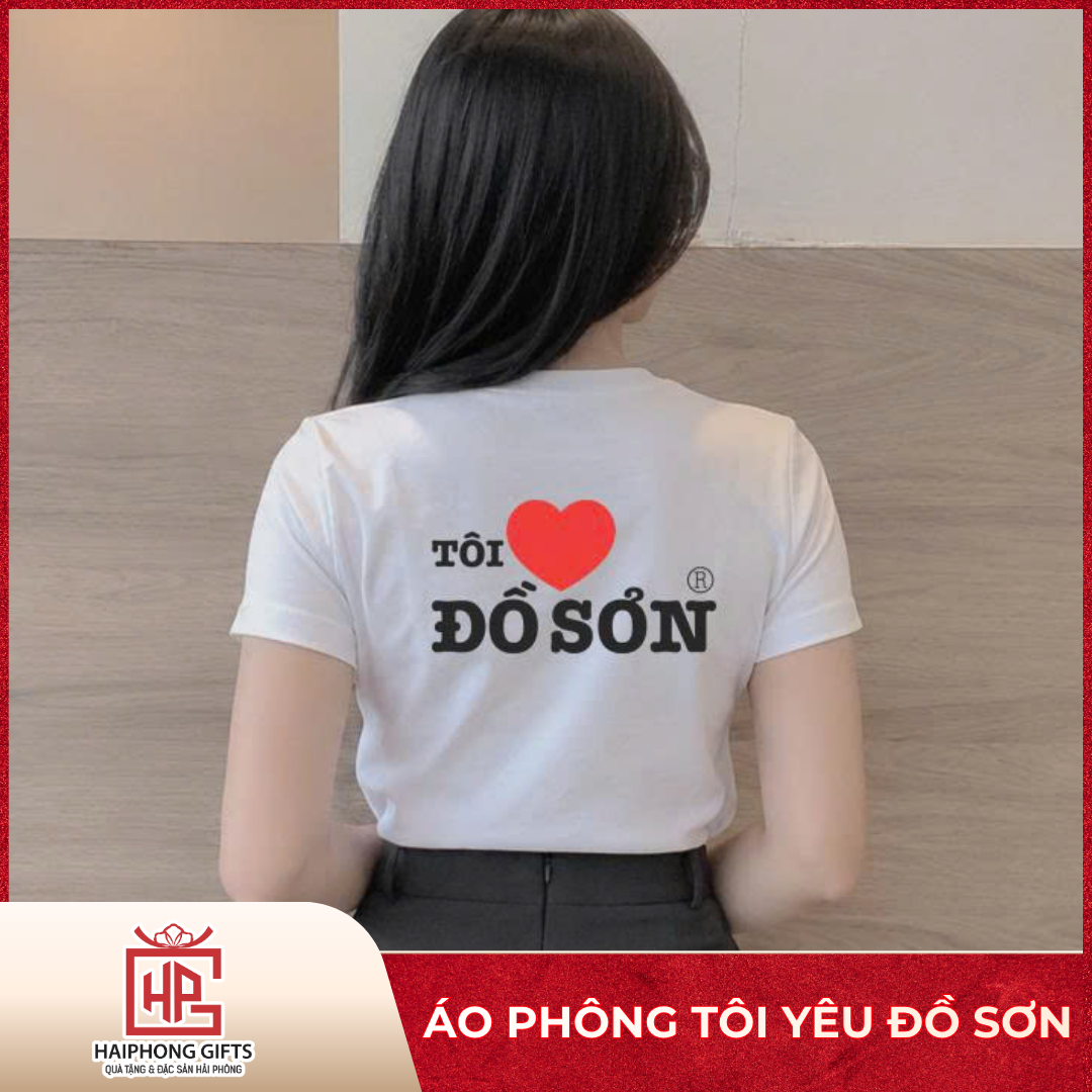 Khác với những món quà lưu niệm thông thường, áo và mũ có thể sử dụng nhiều lần sau chuyến du lịch