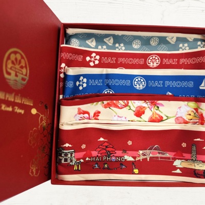 Set 5 khăn lụa có hộp túi giấy Hải Phòng